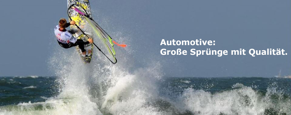 Automotive: Groe Sprnge mit Qualitt. Im Bild: Ein Windsurfer, der ber eine Welle spingt.